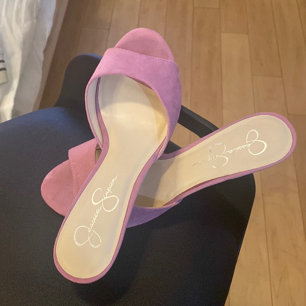Jessica Simpson kitten heels.